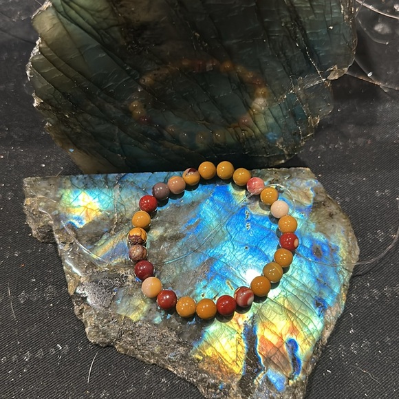 Mookaite Bracelet - Picture 3 of 3